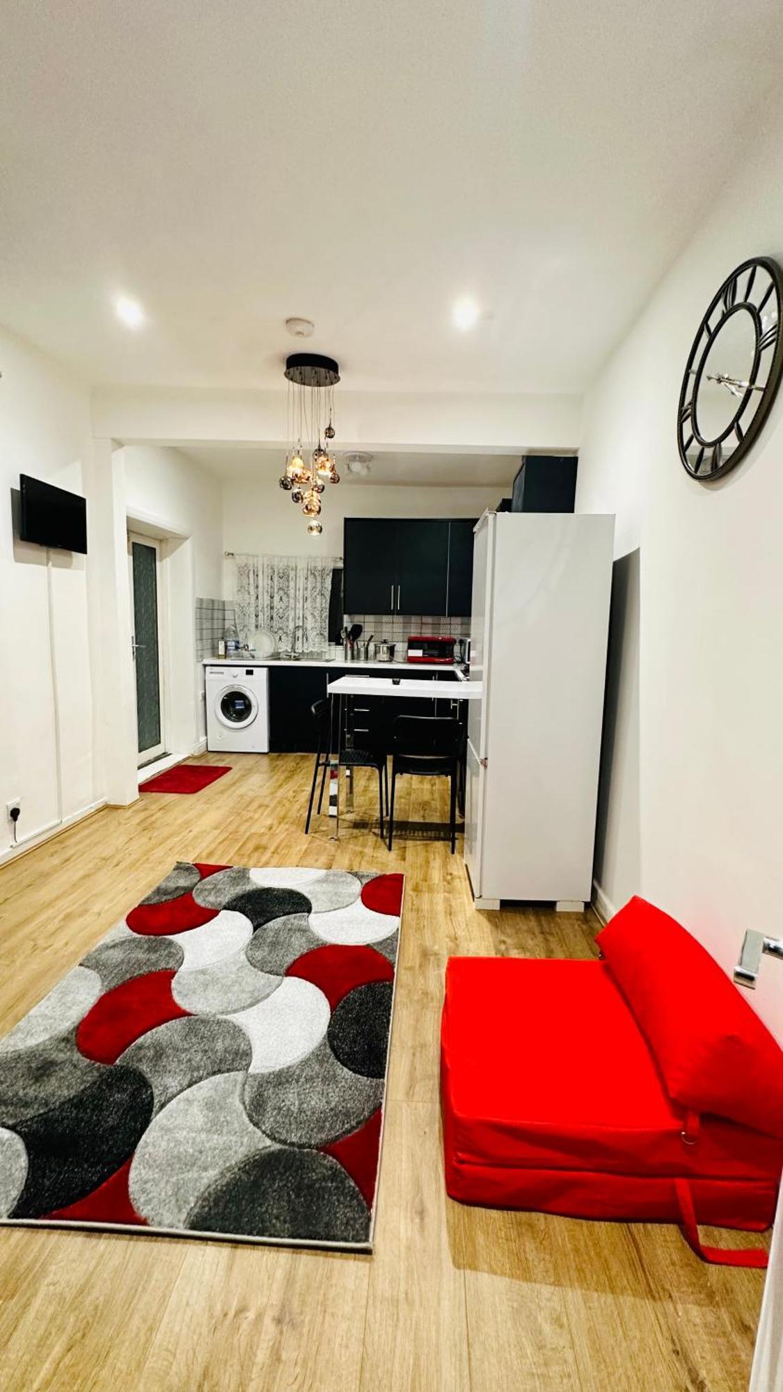 City Lodge Excel Лондон Экстерьер фото